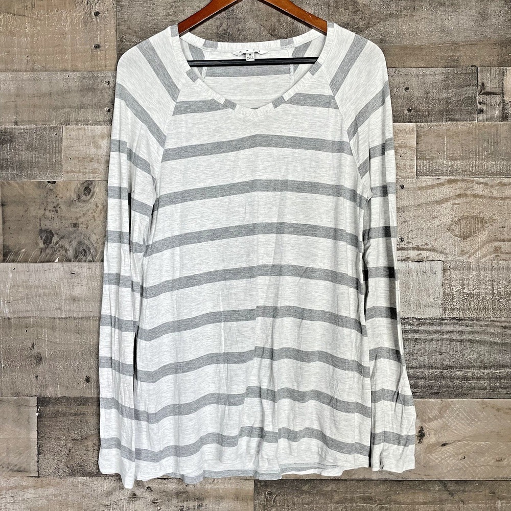 Cabi Drop Long Sleeve‎ Shirt Women's Size M Tee Gray Striped Knit Basic Stretch